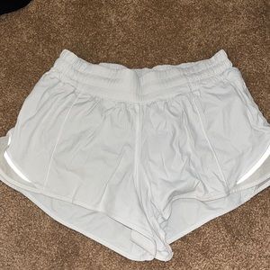 Hotty Hot Low-Rise Lined Short 2.5"